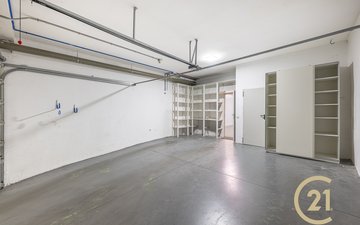 Property slide 25