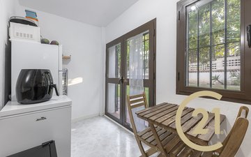 Property slide 12