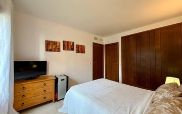 Property slide 16