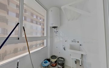Property slide 10
