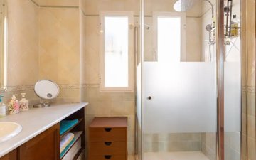 Property slide 19