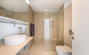 Property slide 21