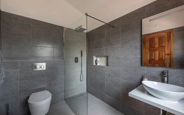 Property slide 17