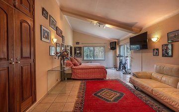 Property slide 19