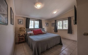 Property slide 22