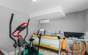 Property slide 24