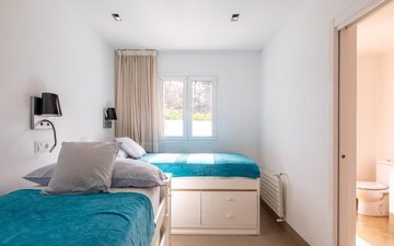 Property slide 22