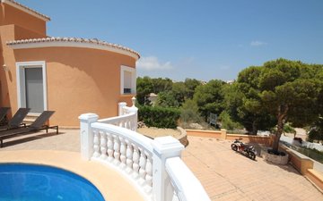 Property slide 8
