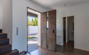 Property slide 10