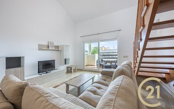 Property slide 16