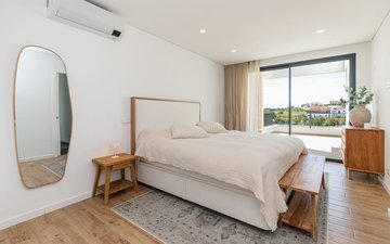 Property slide 21