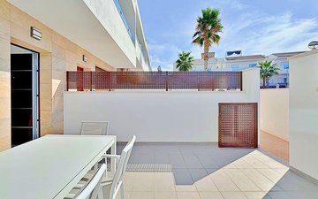 Property slide 10