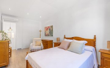 Property slide 21