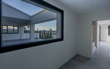 Property slide 20