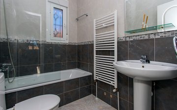 Property slide 23