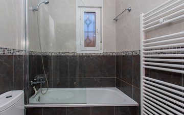Property slide 24