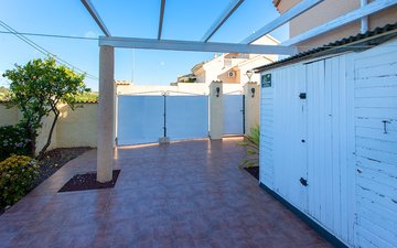 Property slide 30
