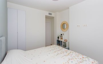 Property slide 25