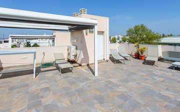 Property slide 24