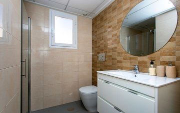 Property slide 14