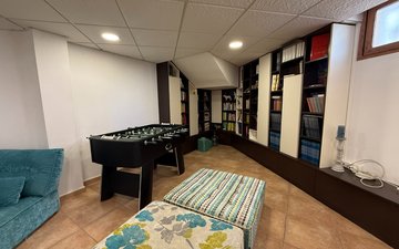 Property slide 25
