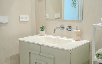 Property slide 25
