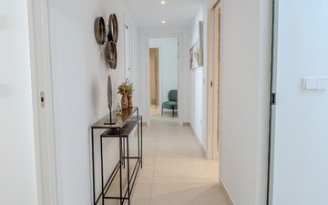 Property slide 19