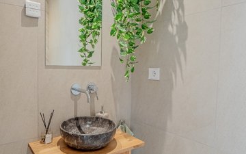 Property slide 35