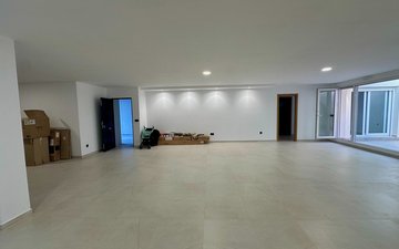 Property slide 44
