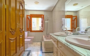 Property slide 18