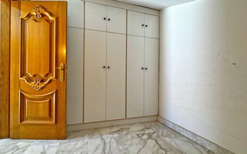 Property slide 46