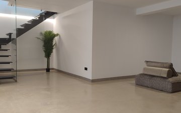 Property slide 14