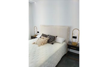 Property slide 44