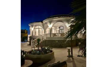 Property slide 39