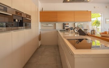 Property slide 20