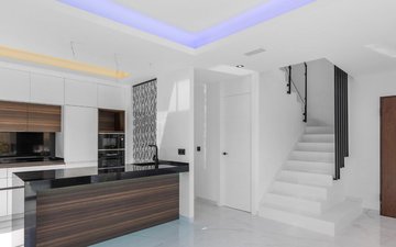 Property slide 44