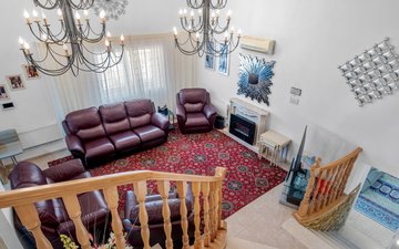 Property slide 19