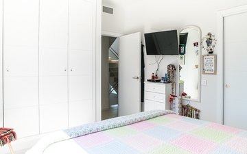 Property slide 22