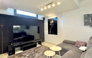 Property slide 31