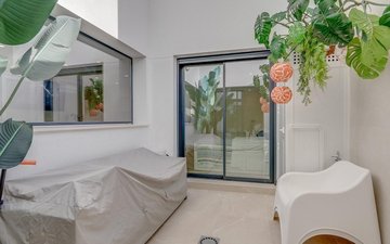 Property slide 20