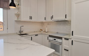 Property slide 19