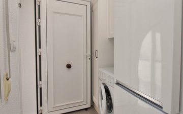 Property slide 22
