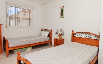 Property slide 22
