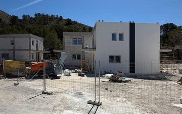 Property slide 17