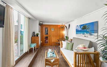 Property slide 25