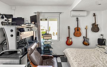 Property slide 36