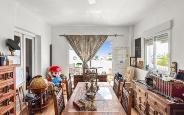 Property slide 46