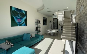 Property slide 16
