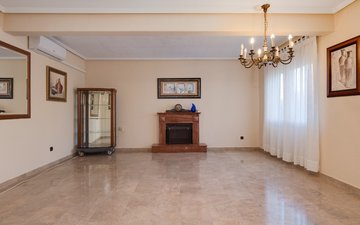 Property slide 19