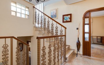 Property slide 48